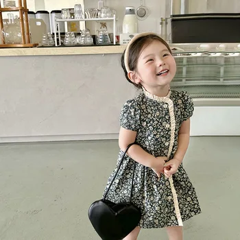 Корейское летнее платье принцессы с милым кружевным принтом и цветами 2023 года, модные повседневные платья для девочек трапециевидной формы с коротким рукавом, Детская одежда