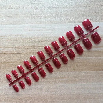 24шт красного блестящего френча многоразового использования Короткие квадратные накладные ногти с полным покрытием Глянцевые искусственные накладные кончики ногтей